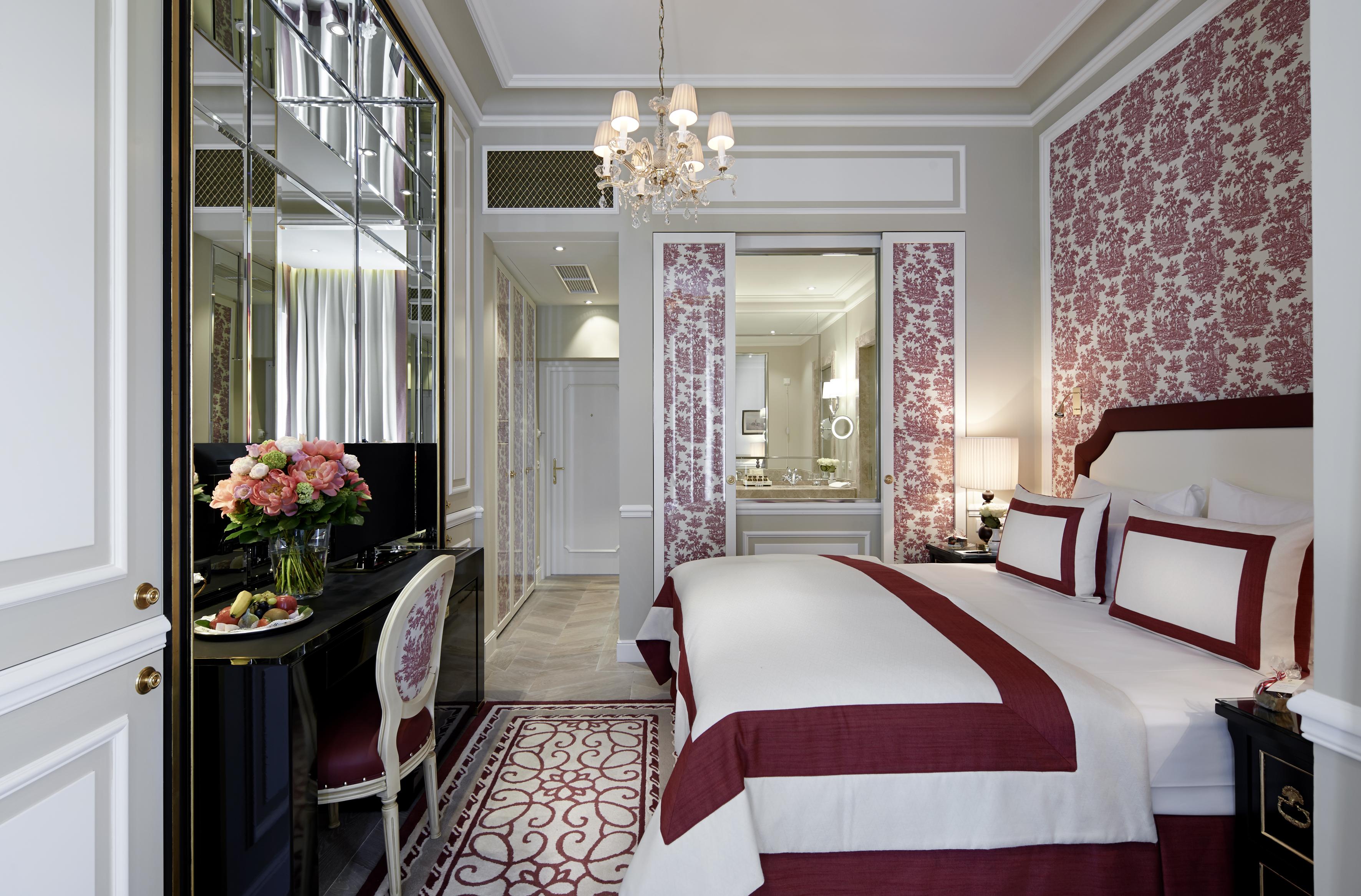 Hotel Sacher Salzburg Ngoại thất bức ảnh A suite at the Mandarin Oriental, Paris