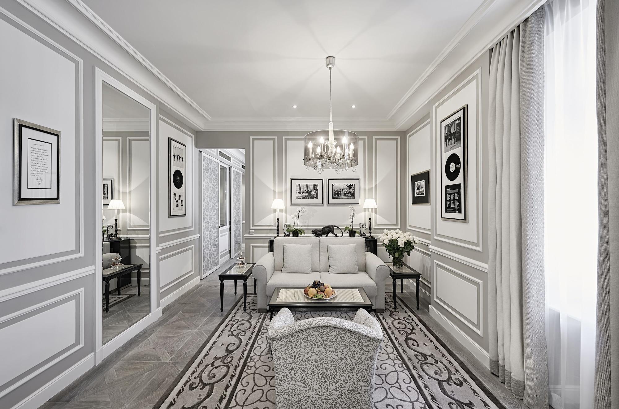 Hotel Sacher Salzburg Ngoại thất bức ảnh A suite at the hotel