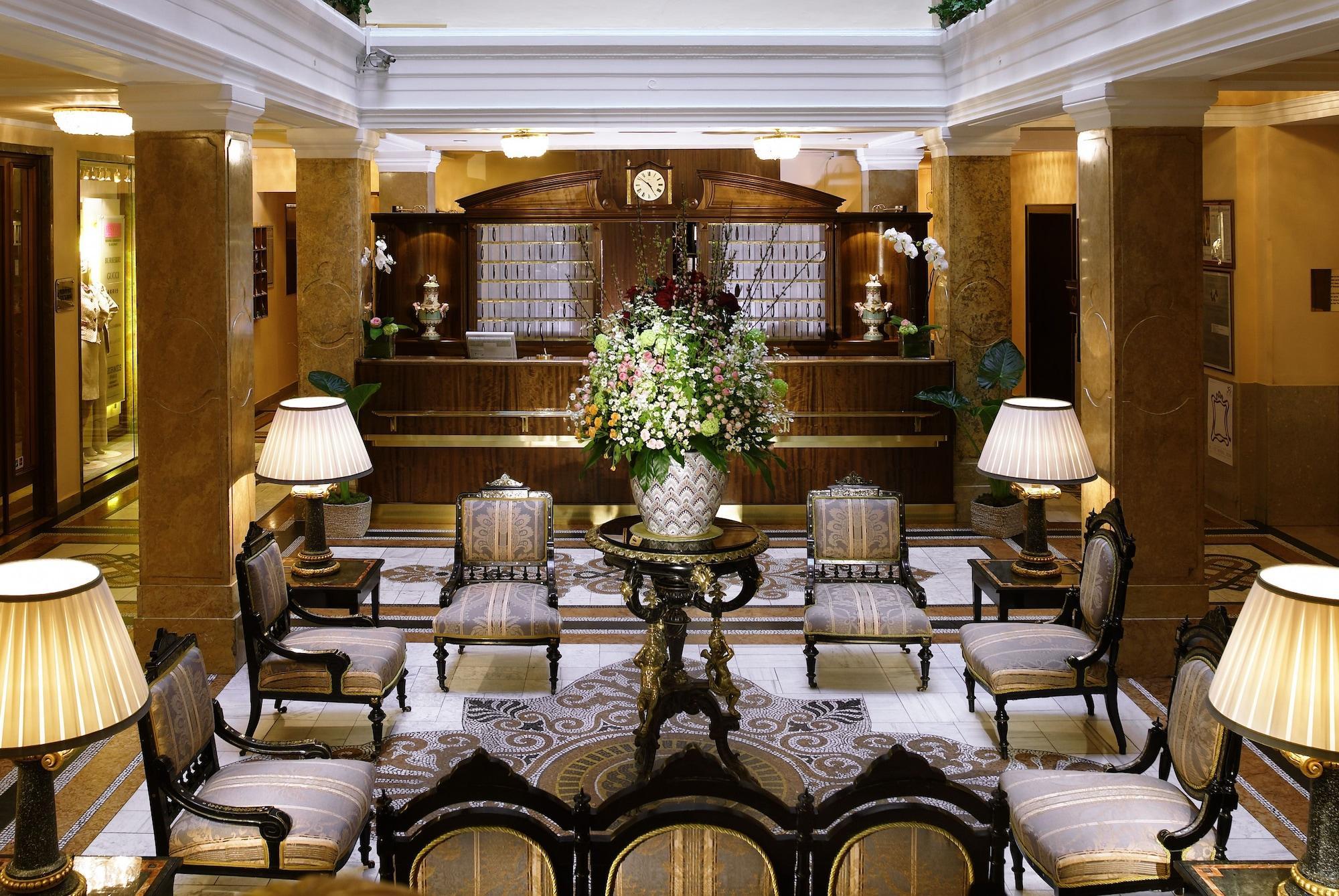 Hotel Sacher Salzburg Nội địa bức ảnh The lobby of the hotel