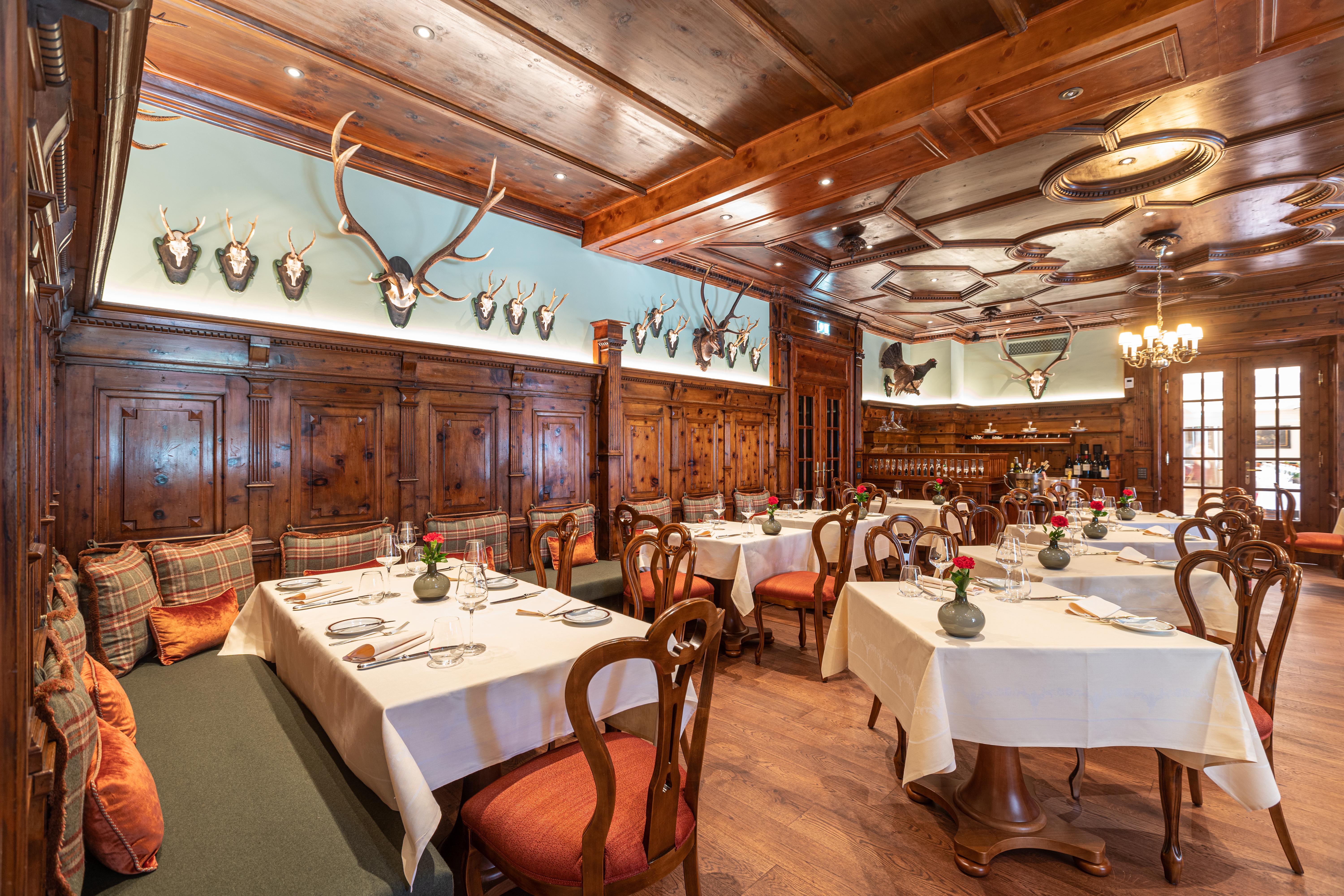 Hotel Sacher Salzburg Ngoại thất bức ảnh Restaurant in the Hotel Axelmannstein